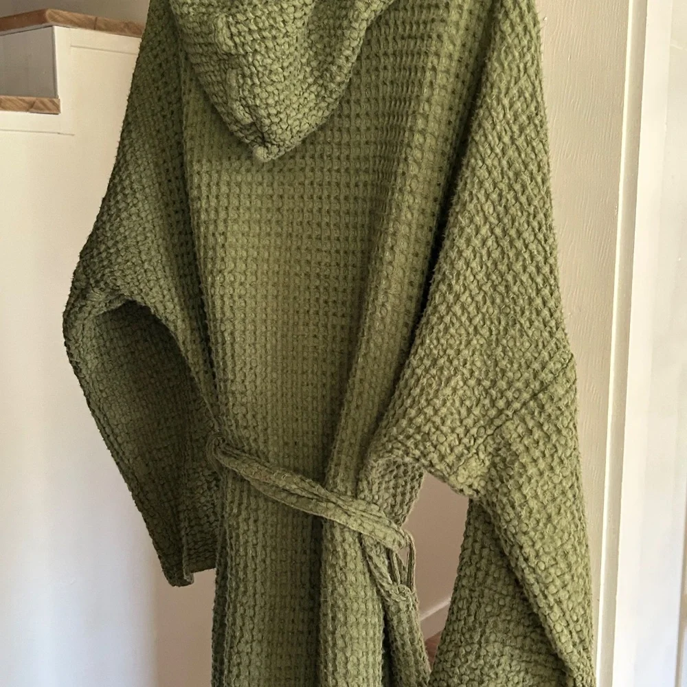 Magic Linen L/XL Green Waffle hooded Robe - Picture 11 of 11